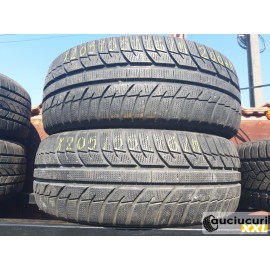 Toyo SnowProx 205/55/16 Iarna