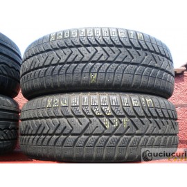 Cauciucuri 205/55/16 Pirelli pentru iarna 2 bucati aproape noi