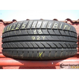 Cauciucuri 225/40/18 Dunlop pentru vara 1 bucata aproape nou