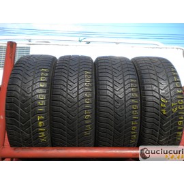 Cauciucuri 205/55/16 Pirelli pentru iarna 4 bucati