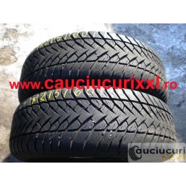 Cauciucuri 215/60/16 Goodyear ultra grip sh aproape noi